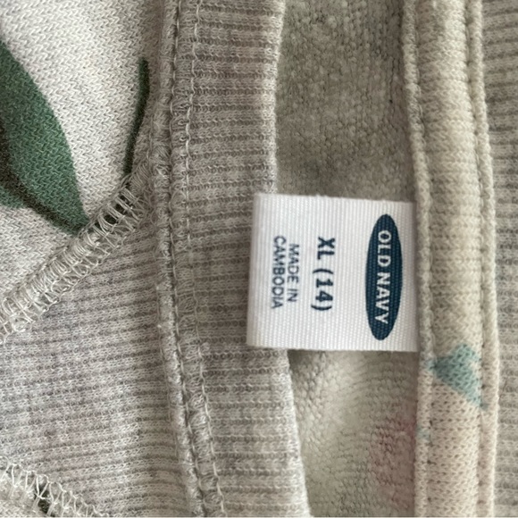 Long sleeve t shirt/light sweatshirt material - Picture 3 of 3